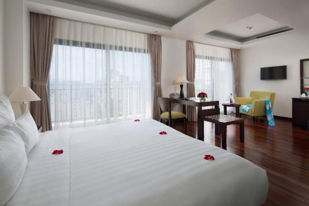 Legendsea Hotel Nha Trang Zewnętrze zdjęcie